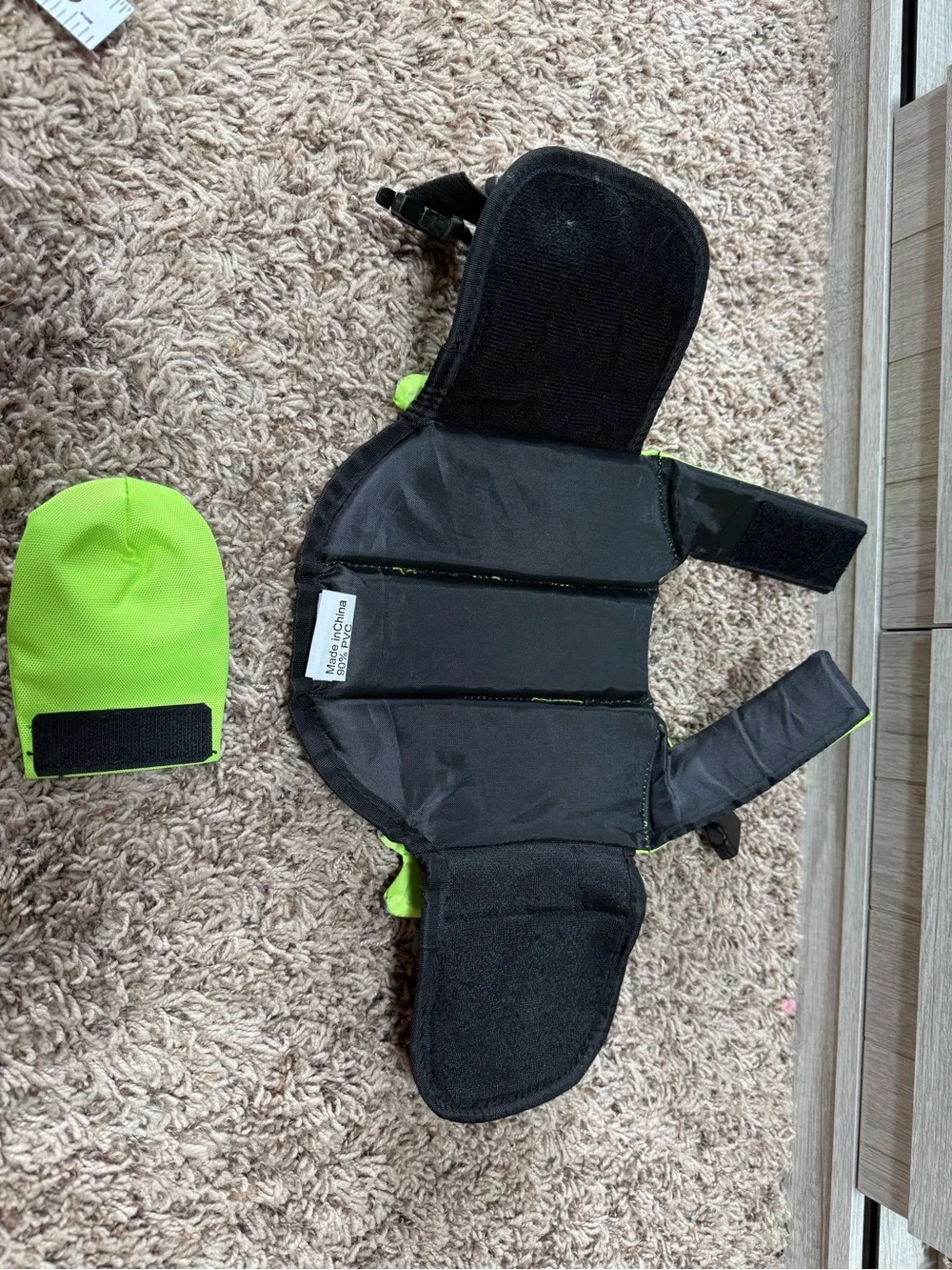 Life vest -XS- small dog or cat (with wings and handle) like new